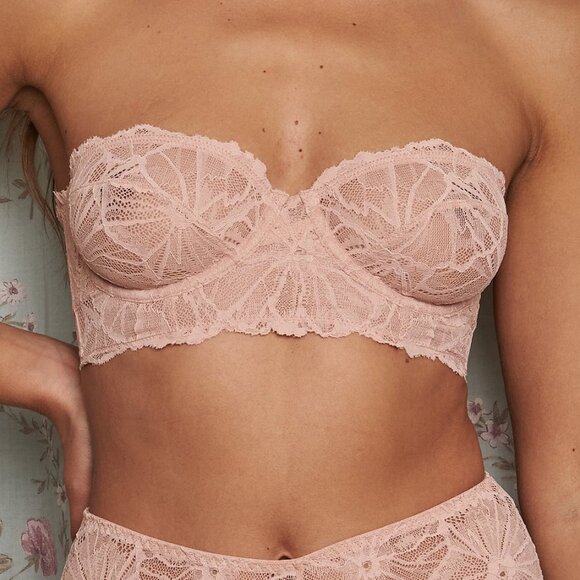 Dora Larsen - Noa Graphic Lace Strapless Bra, 36B, Tags On - Picture 1 of 3